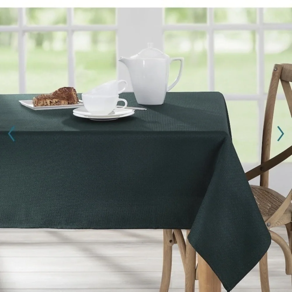 Food Network Dark Green Tablecloth‎